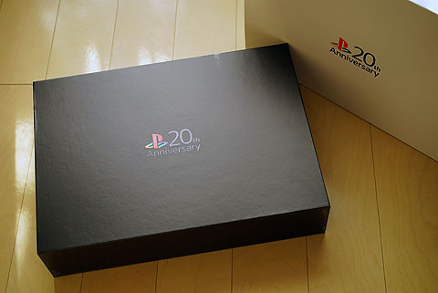 『PlayStation 4 20周年アニバーサリー エディション』開梱レポート