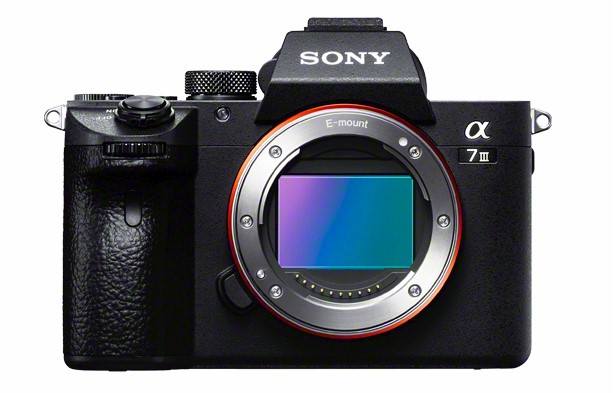 “α7III”ズームレンズキット初回出荷分が完売
