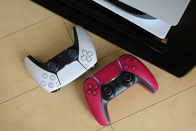 PS5用 DualSense ワイヤレスコントローラー『コズミック レッド』開梱 