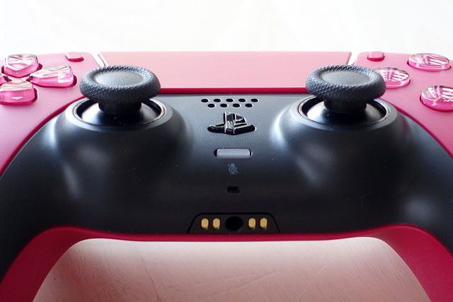 PS5用 DualSense ワイヤレスコントローラー『コズミック レッド』開梱 