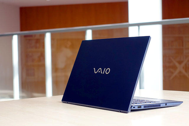 VAIO-F14_15