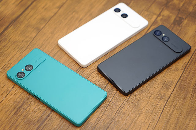 【納期情報】中島健人さんキャラクター就任の『Xperia 10 VII』ターコイズカラーが在庫復活！　今なら即納可！！