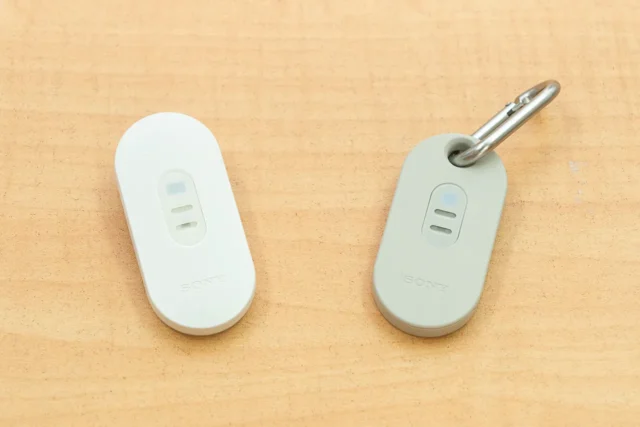 REON POCKET TAG 2がソニーストアで長納期に 小型化＆カラビナ対応の