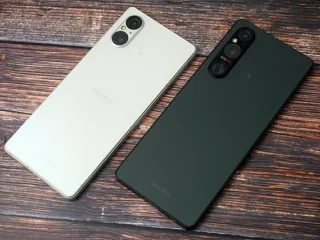Xperia-V_01