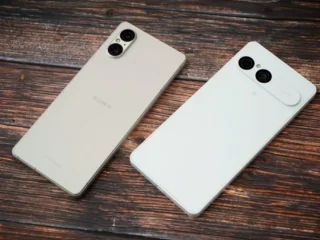 Xperia10VIII_title